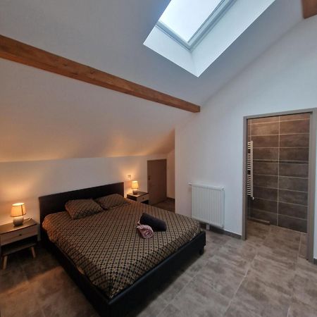 Superbe T2 Duplex Vue Sur Les Montagnes Apartman Chorges Kültér fotó